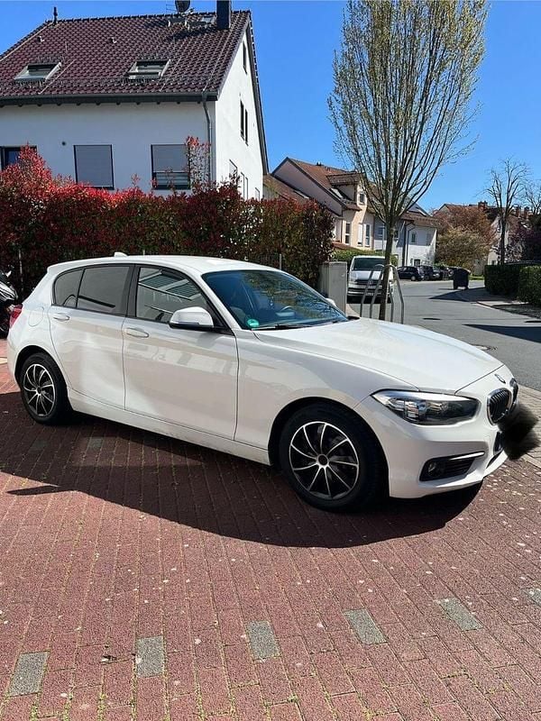 Gebraucht BMW 116 116 PS (85 kW) 2016 Weiß Kleinwagen
