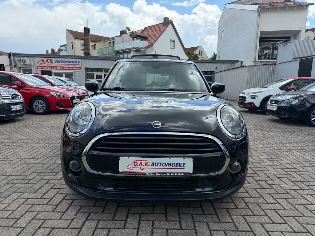 Gebraucht Mini Cooper 136 PS (100 kW) 2020 Schwarz Kleinwagen
