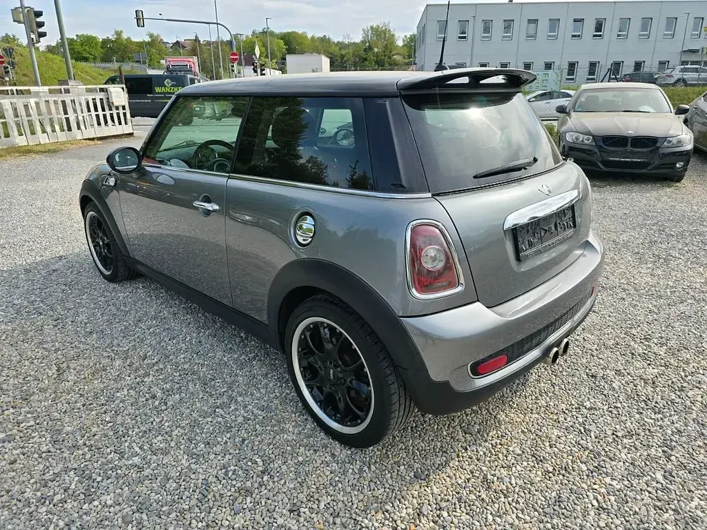 Gebraucht Mini Cooper S 174 PS (127 kW) 2010 Grau Kleinwagen