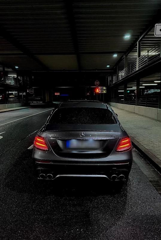 Gebraucht Mercedes E53 AMG AMG 435 PS (319 kW) 2019 Grau Limousine