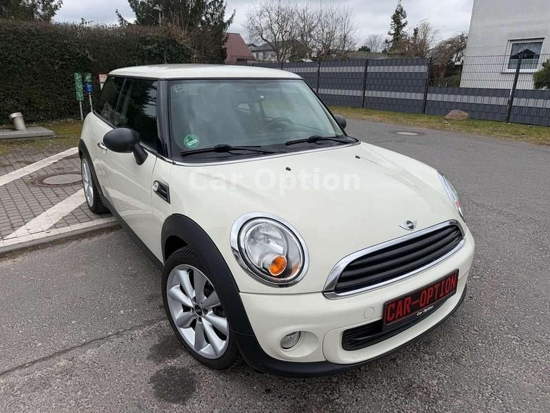 Gebraucht Mini ONE 75 PS (55 kW) 2011 Pepper (old english) white Kleinwagen
