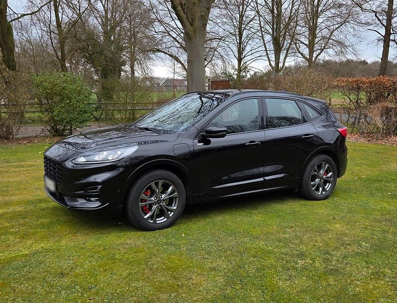 Gebraucht Ford Kuga ST-Line 224 PS (164 kW) 2021 Schwarz SUV