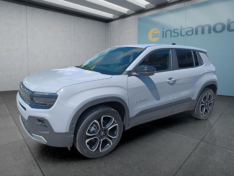 Grau Neu 2025 Jeep Avenger SUV | 32.699 € - Bild 1/4