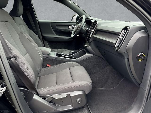 Gebraucht Volvo XC40 Core 169 kW (231 PS) 2022 Stone) / solid (schwarz SUV