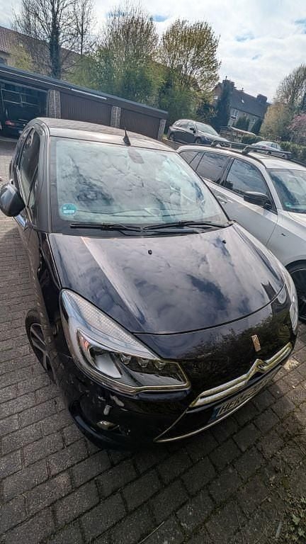 Gebraucht Citroën DS3 110 PS (80 kW) 2016 Blau Kleinwagen