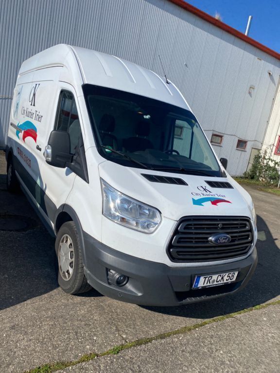 Weiß Gebraucht 2019 Ford T SUV | 10.900 € - Bild 1/4