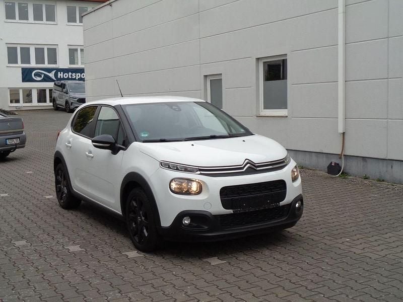 Weiß Gebraucht 2018 Citroën C3 PureTech Kleinwagen | 7.900 € (Guter Preis) - Bild 1/4
