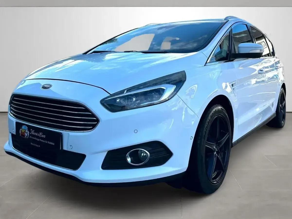 Second-hand Ford S-MAX Titanium 209 CP (153 kW) 2016 Alb Monovolum