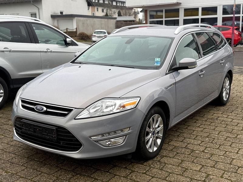 Gebraucht Ford Mondeo Titanium 140 PS (102 kW) 2011 Dark micastone Kombi