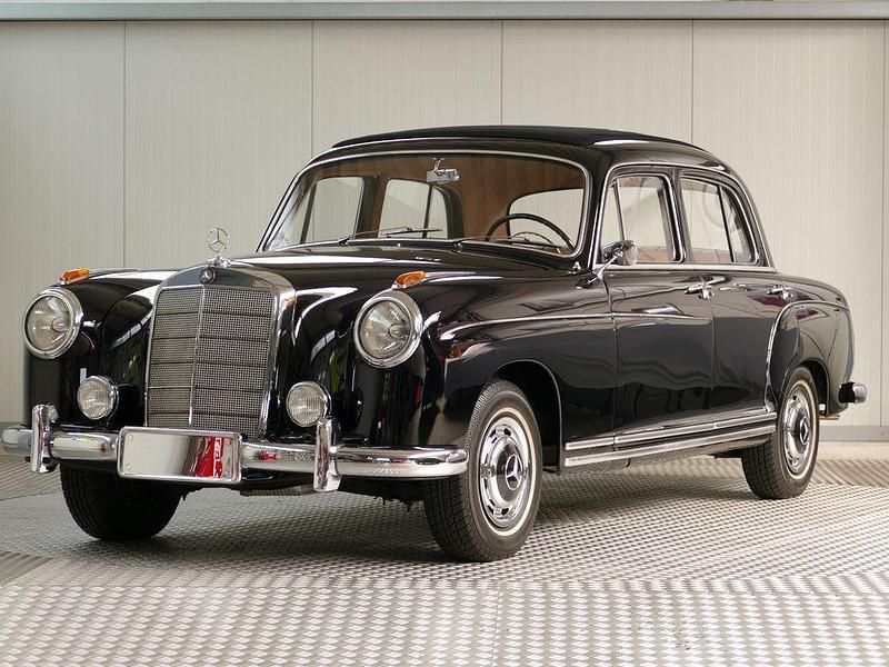 Schwarz Gebraucht 1955 Mercedes 220 Limousine | 58.950 € - Bild 1/4