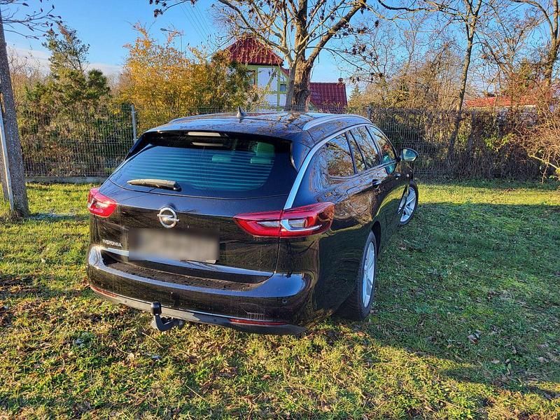 Gebraucht Opel Insignia 165 PS (121 kW) 2019 Schwarz Kombi