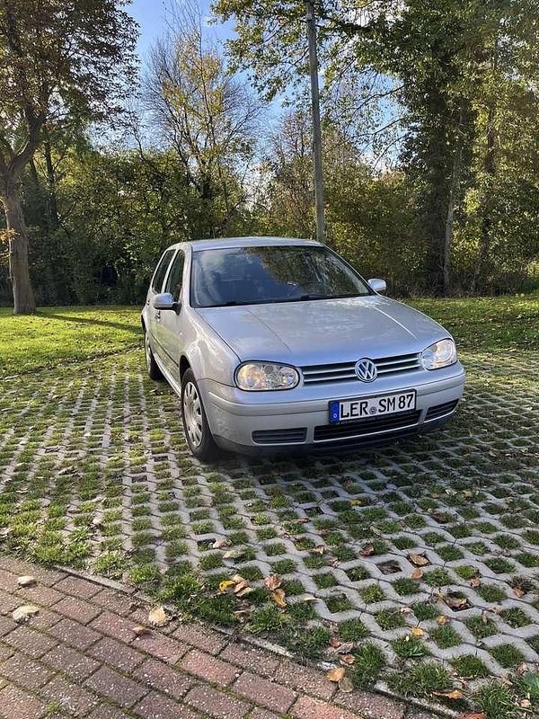 Gebraucht VW Golf IV 105 PS (77 kW) 2002 Limousine