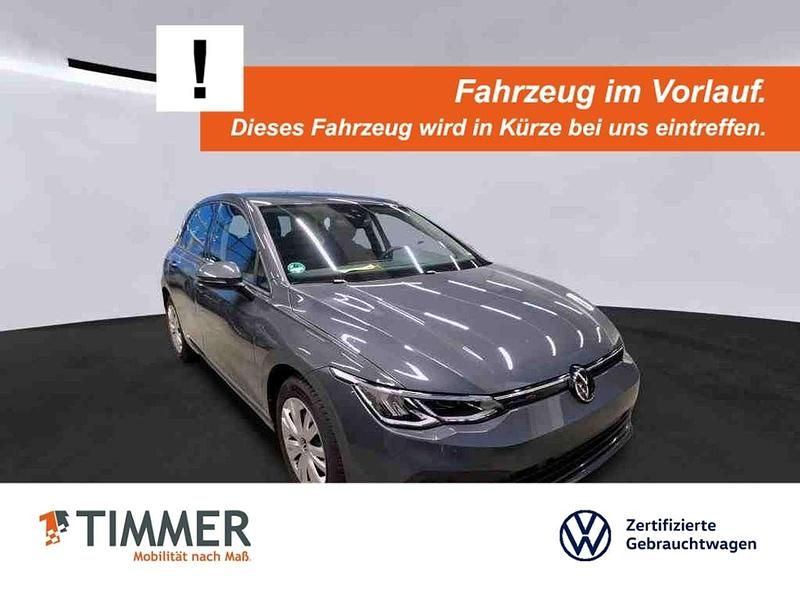 Grau Gebraucht 2024 VW Golf VIII Life Limousine | 23.480 € (Guter Preis) - Bild 1/4