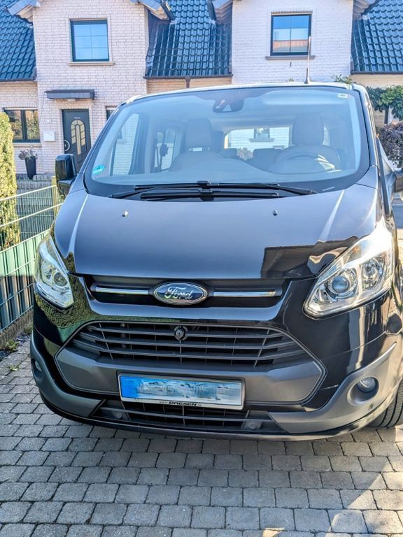 Schwarz Gebraucht 2013 Ford Tourneo Custom Van / Kleinbus | 15.500 € (Teuer) - Bild 1/4