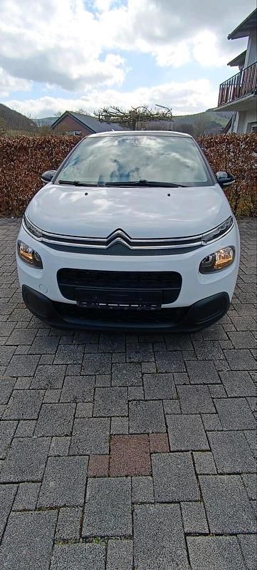 Gebraucht Citroën C3 81 PS (59 kW) 2018 Weiß Kleinwagen
