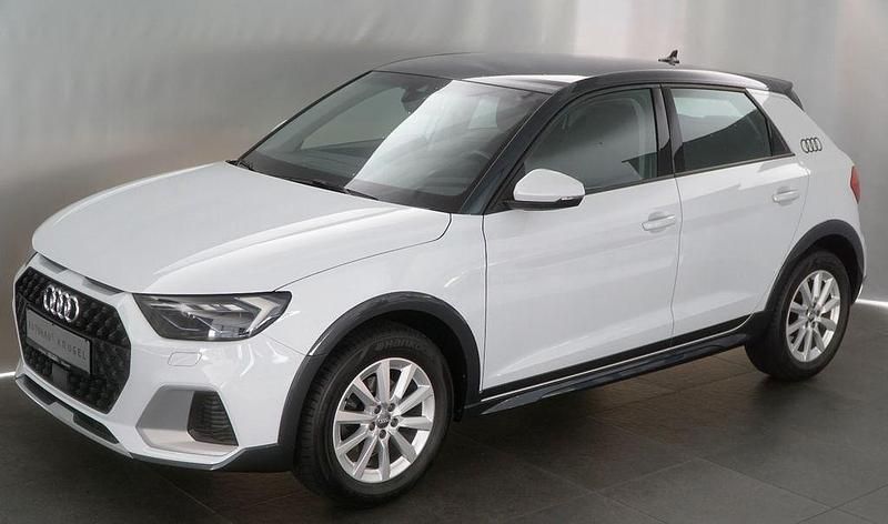 Gebraucht Audi A1 Advanced 116 PS (85 kW) 2020 Weiß Kleinwagen