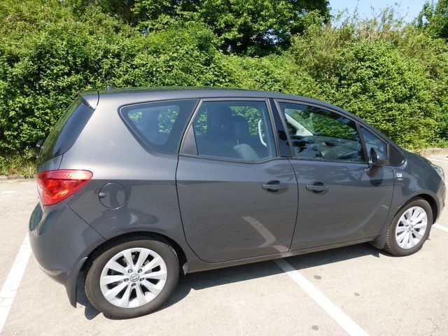 Gebraucht Opel Meriva Active 120 PS (88 kW) 2013 Grau metallic Van / Kleinbus