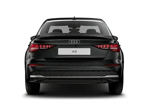 Gebraucht Audi A3 Ambiente 150 PS (110 kW) 2025 Mythosschwarz metallic Limousine
