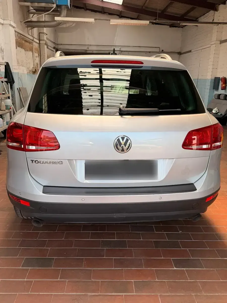 Gebraucht VW Touareg 239 PS (175 kW) 2010 Silber SUV
