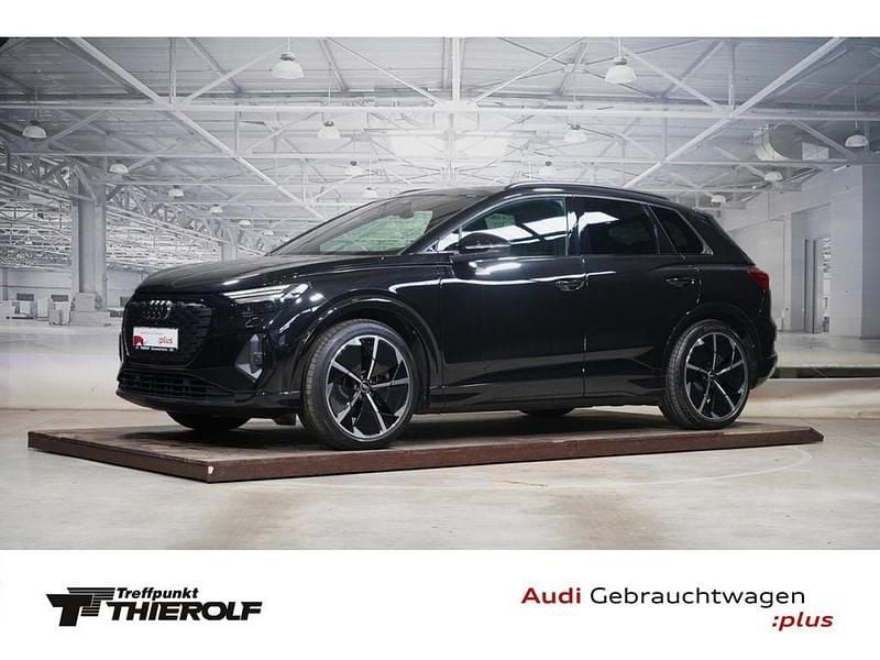 Schwarz Gebraucht 2021 Audi Q4 e-tron S-Line SUV | 30.880 € (Fairer Preis) - Bild 1/4