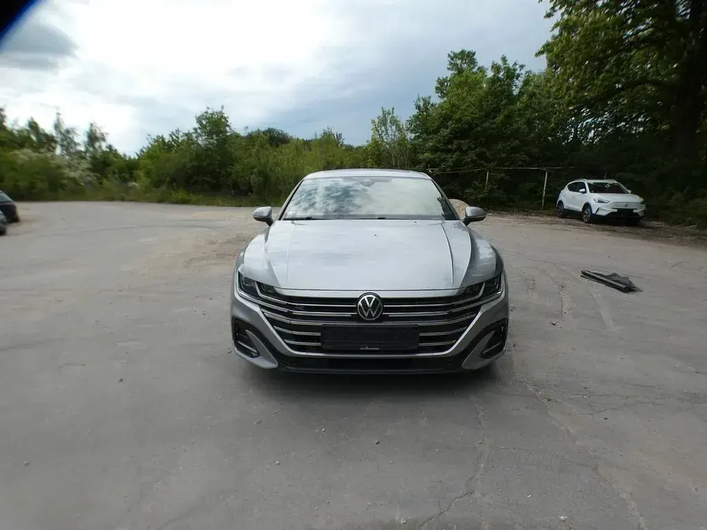 Gebraucht VW Arteon R-line 150 PS (110 kW) 2022 Pyritsilber metallic Kombi