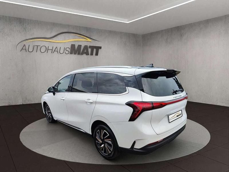 Gebraucht DFSK Forthing 4 177 PS (130 kW) 2024 Weiß met. Van / Kleinbus