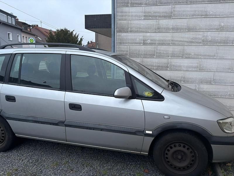 Gebraucht Opel Zafira 125 PS (91 kW) 2001 Grau Van / Kleinbus