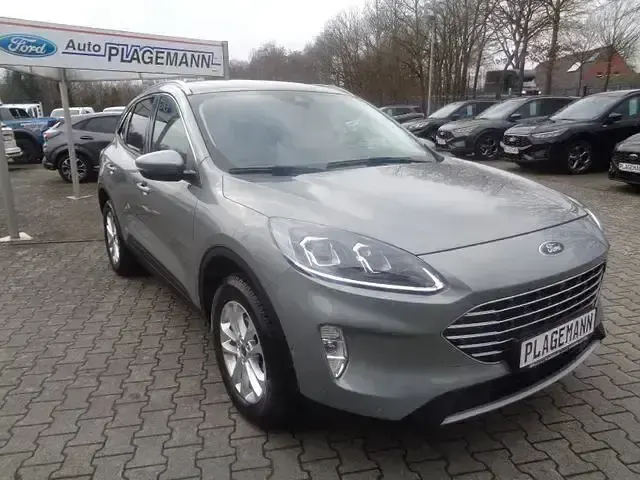 Gebraucht Ford Kuga Titanium 224 PS (164 kW) 2023 Silber SUV