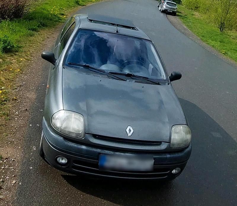 Second-hand Renault Clio II 1999 Gri Hatchback