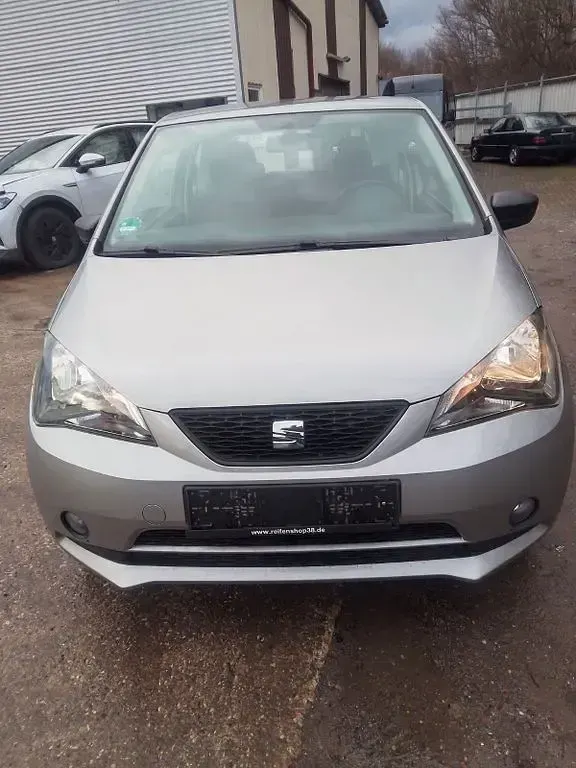 Gebraucht Seat Mii 60 PS (44 kW) 2017 Silber Kleinwagen