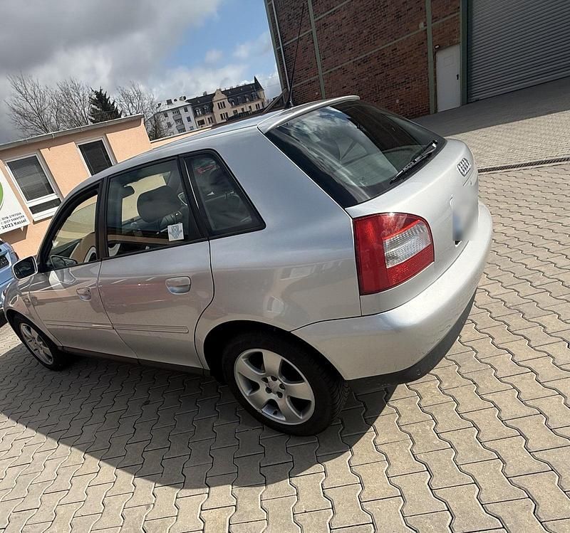 Gebraucht Audi A3 102 PS (75 kW) 2002 Silber Kleinwagen
