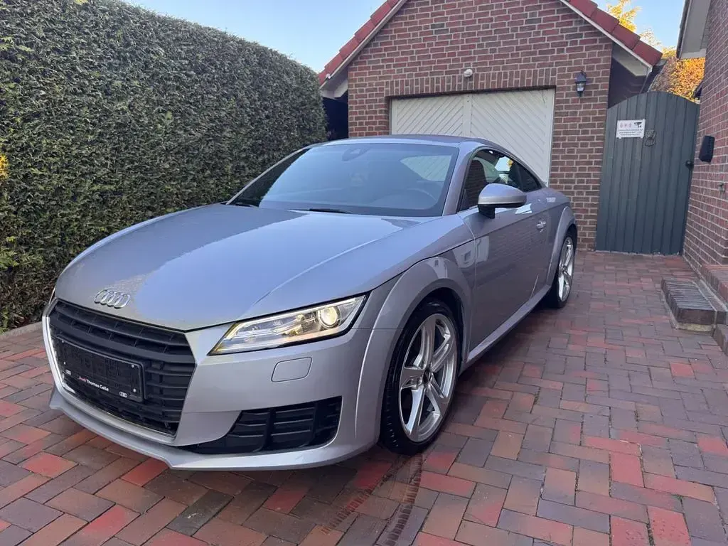 Gebraucht Audi TT Comfort 230 PS (169 kW) 2015 Silber Coupé