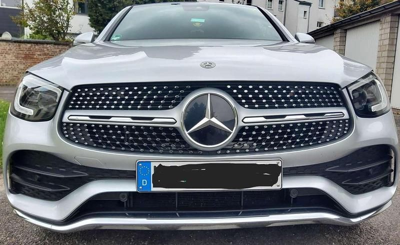 Gebraucht 2019 Mercedes GLC220 AMG line SUV | 33.900 € (Fairer Preis) - Bild 1/4