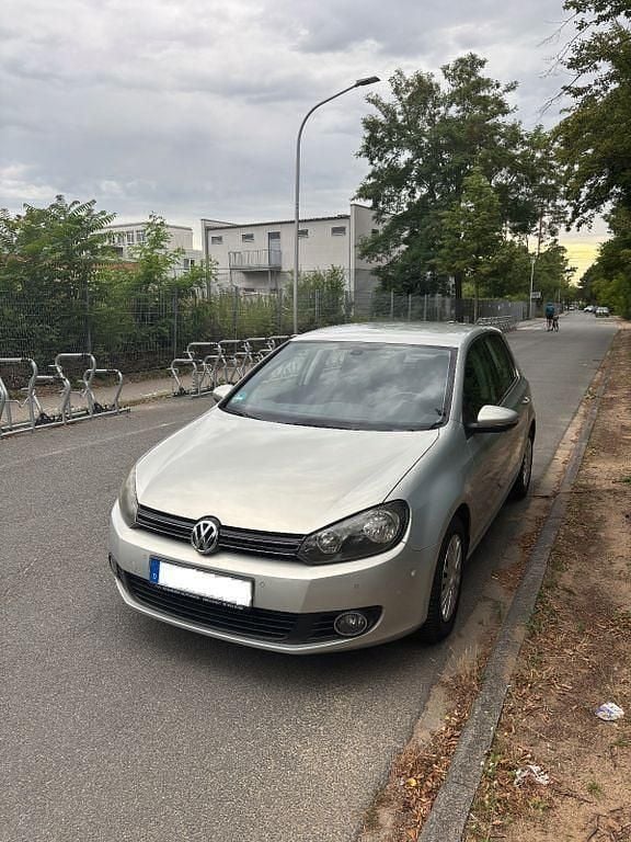Grau Gebraucht 2009 VW Golf VI Limousine | 5.000 € (Fairer Preis) - Bild 1/4
