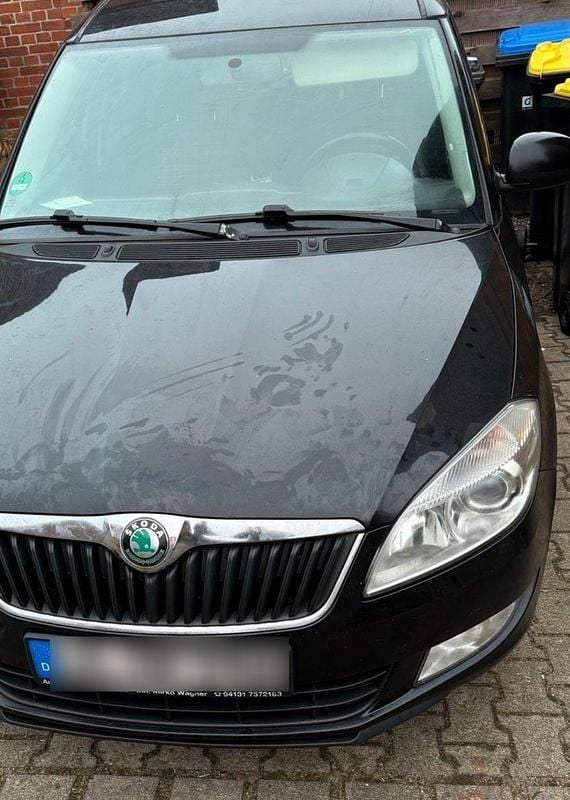 Schwarz Gebraucht 2013 Skoda Roomster Style Kombi | 2.300 € (Guter Preis) - Bild 1/4