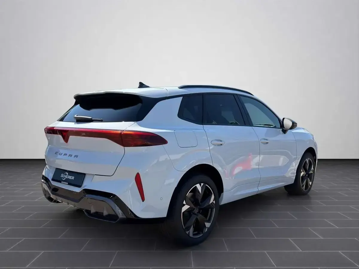 Second-hand Cupra Terramar 204 CP (150 kW) 2026 Alb SUV
