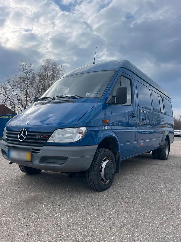 Blau Gebraucht 2003 Mercedes Sprinter Van | 22.500 € - Bild 1/4