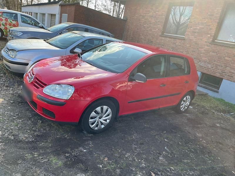 Gebraucht VW Golf VI 102 PS (75 kW) 2008 Rot Kleinwagen