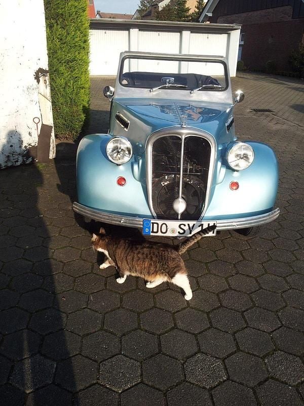Blau Gebraucht 1979 Citroën 2CV Cabrio | 14.000 € - Bild 1/4