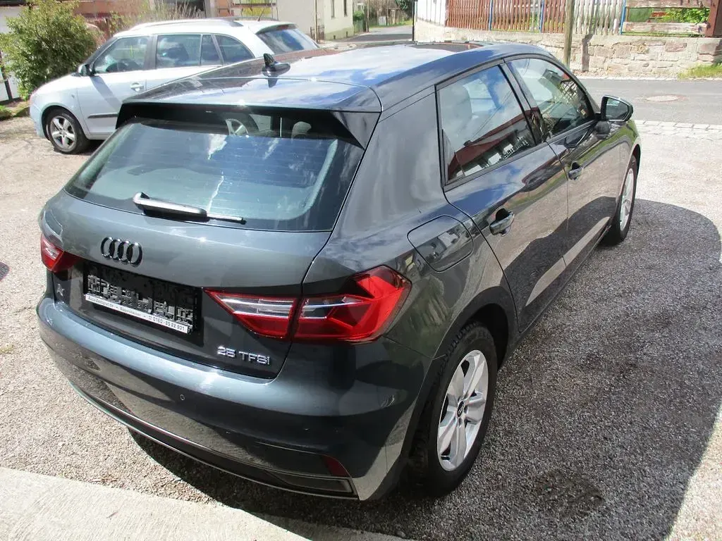 Gebraucht Audi A1 Sportback 95 PS (69 kW) 2021 Grau Kleinwagen