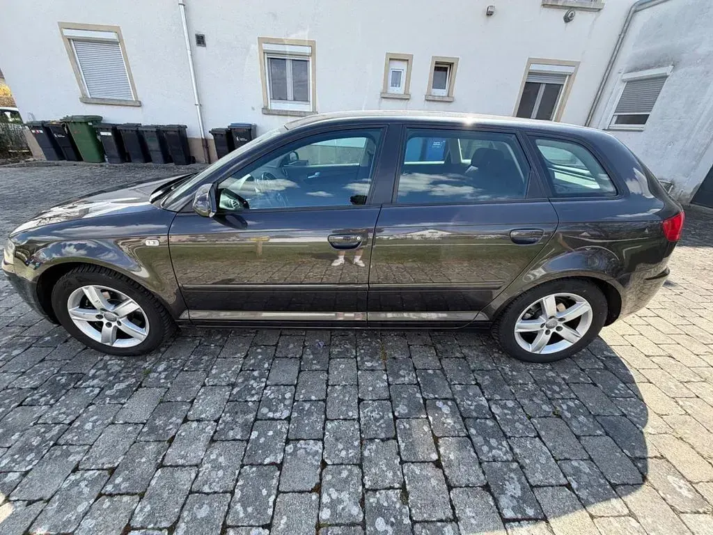 Gebraucht Audi A3 105 PS (77 kW) 2007 Schwarz Kleinwagen