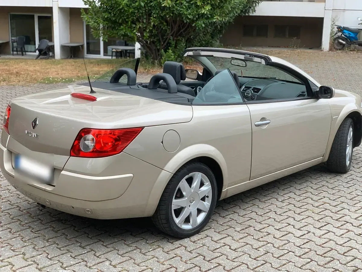 Gebraucht Renault Mégane Cabriolet Avantage 111 PS (81 kW) 2008 Beige Cabrio