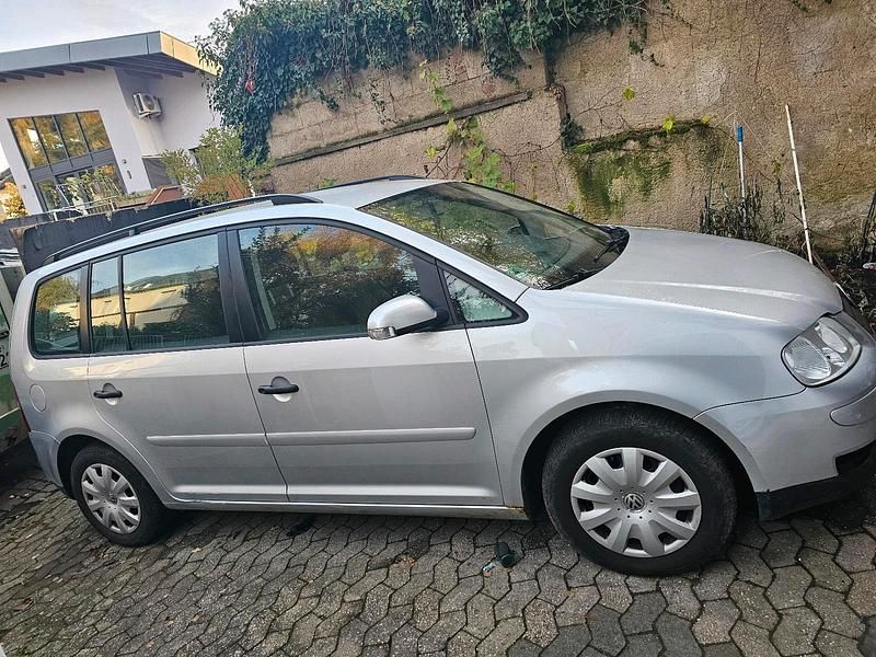 Silber Gebraucht 2005 VW Touran Van / Kleinbus | 1.500 € (Superpreis) - Bild 1/3
