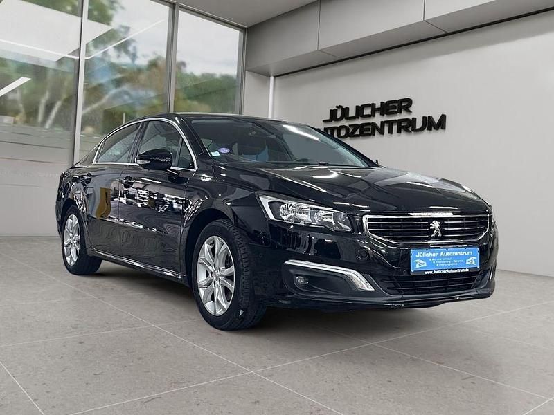 Schwarz Gebraucht 2017 Peugeot 508 Allure Turbo Limousine | 12.990 € (Fairer Preis) - Bild 1/4