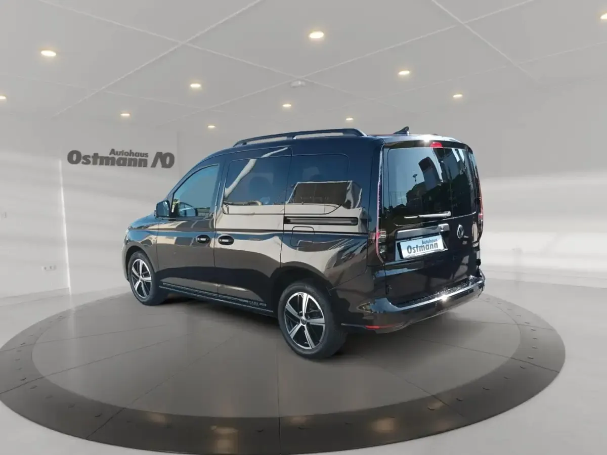 Gebraucht VW Caddy Life 114 PS (83 kW) 2024 Schwarz Van / Kleinbus