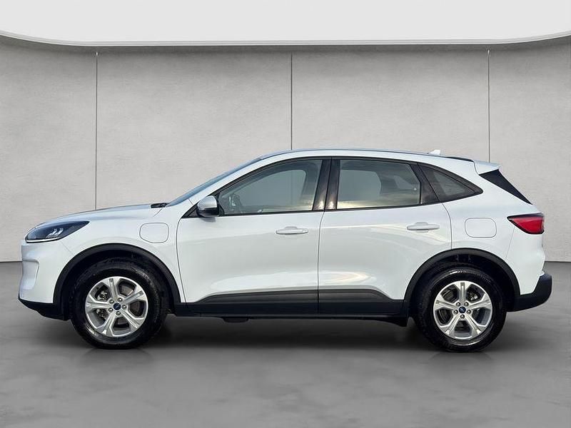 Gebraucht Ford Kuga Cool & Connect 224 PS (164 kW) 2022 Frozen white SUV