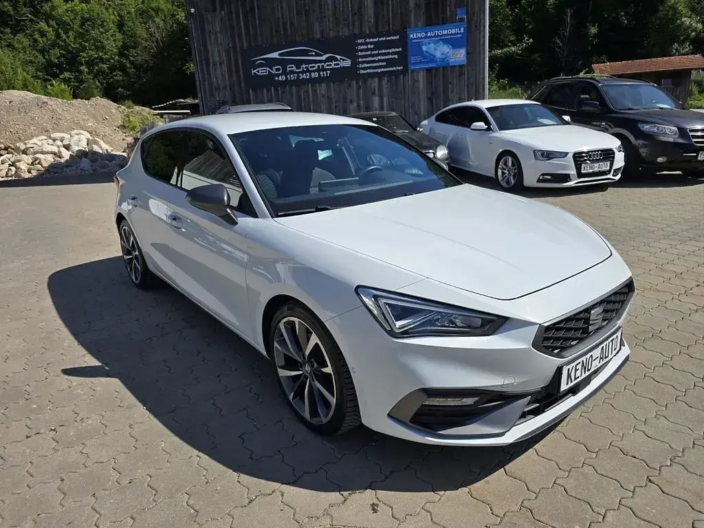 Gebraucht Seat Leon FR 150 PS (110 kW) 2021 Weiß Limousine