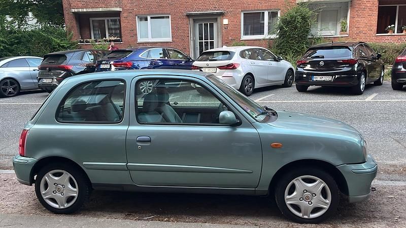Andere farben Gebraucht 2002 Nissan Micra Kleinwagen | 590 € (Fairer Preis) - Bild 1/4