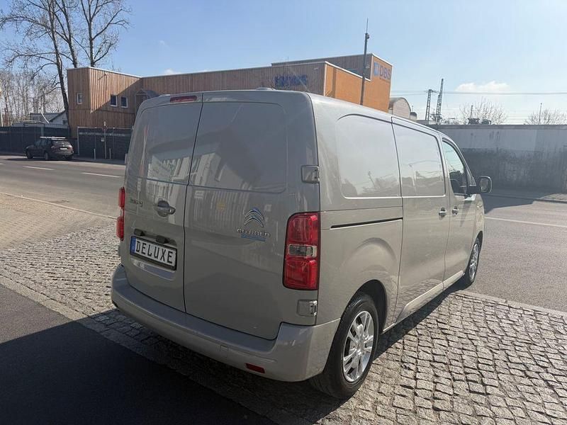 Gebraucht Citroën Jumpy Business Class 177 PS (130 kW) 2018 Grau Van / Kleinbus