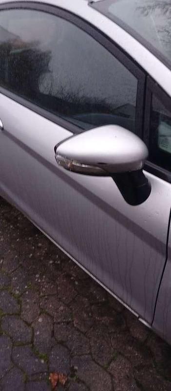 Gebraucht Ford Fiesta 60 PS (44 kW) 2009 Silber Limousine